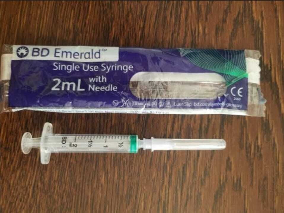 BD EMERALD SINGLE USE SYRINGE 2ML - 100UNITS PACK - Image 3